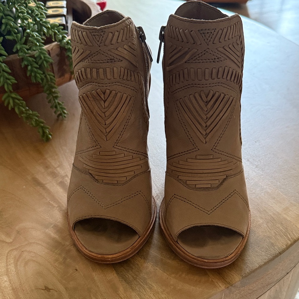 Vince Camuto Taupe Peep-Toe Ankle Booties